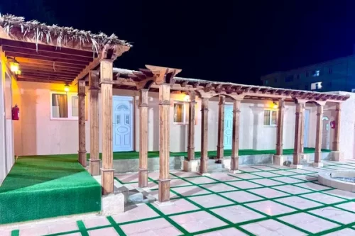 بوم گردی رنگین کمان قشم