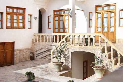 اقامتگاه سنتی کاشانه روشن کاشان